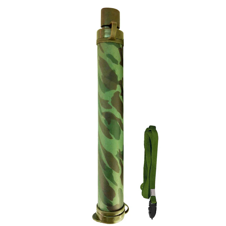 Kompakter, tragbarer Outdoor-Wasserfilter, ideal für Wasserreinigung beim Survival & Camping.
