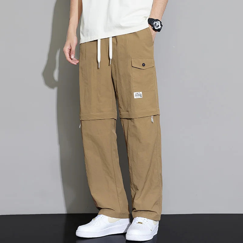 Bequeme Herren Reisehose in leichtem Stoff, mit praktischem Kordelzug für den Sommer.