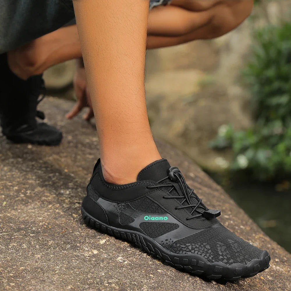 Herren Wasserschuhe, rutschfest & schnelltrocknend, ideal für sicheren Halt bei Outdoor-Abenteuern und Wassersport.
