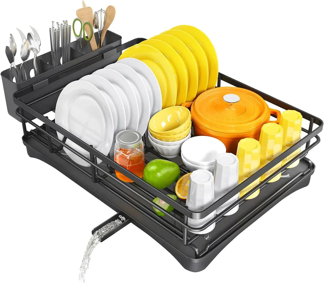 Funktionales Geschirrabtropfgestell mit integriertem Abtropfbrett und Besteckhalter für die optimale Küchenorganisation.