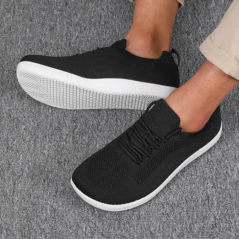 Gepolsterter Herren Komfortschuh, leicht und atmungsaktiv, ideal für lange Tage.