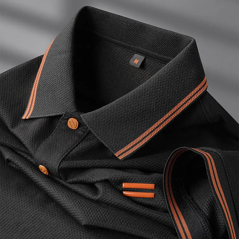 Bequemes Herren Kurzarm Polohemd aus atmungsaktiver Baumwolle, perfekt für warme Tage und vielseitige Sommer-Outfits.