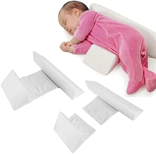 Babykissen für gesunde Haltung: sichere Seitenlagerung unterstützt die Wirbelsäule von Neugeborenen.