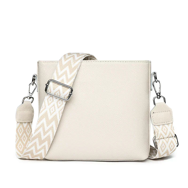 Edle Damen Handtasche aus Premium-Leder, perfekt für Stil und Organisation.
