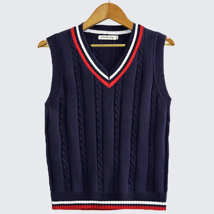 Bequeme und stilvolle Herren Strickweste, ein Must-have für moderne Old Money Herrenmode.