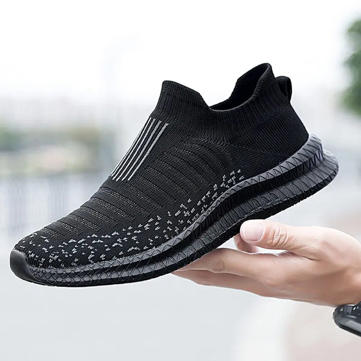Ultraleichte Herren Sneaker für maximalen Komfort. Atmungsaktive Slip-On Schuhe, ideal für Sport & Outdoor.