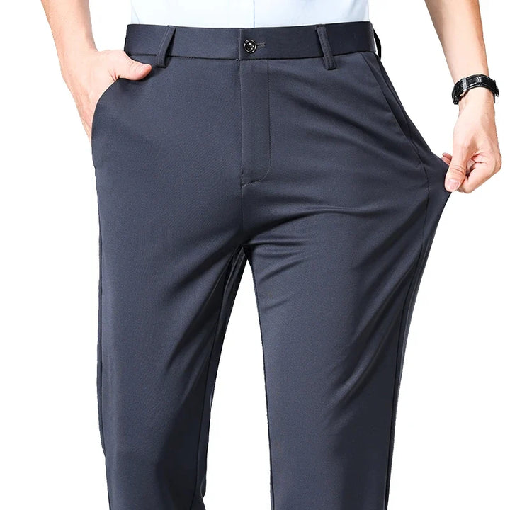 Elegante Frühlingshose für Herren, perfekte Ergänzung zur Bürokasual-Garderobe, atmungsaktiv & chic.
