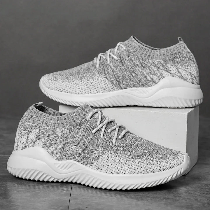 Orangene Herren Sneakers: superleicht, atmungsaktiv & flexibel. Perfekte Sommerschuhe für maximalen Komfort.