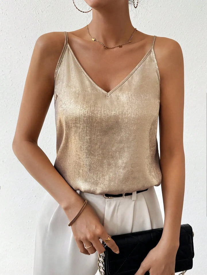 Elegantes Damen Cami-Top mit V-Ausschnitt & verstellbaren Spaghettiträgern. Ideal für Sommer & Alltag.