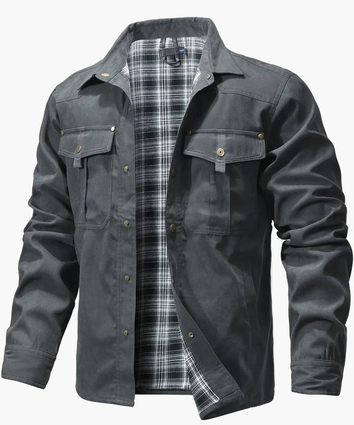 Vielseitige Herren Freizeitjacke. Stylische Outdoorjacke für urbanen Alltag & Natur, komfortabel.