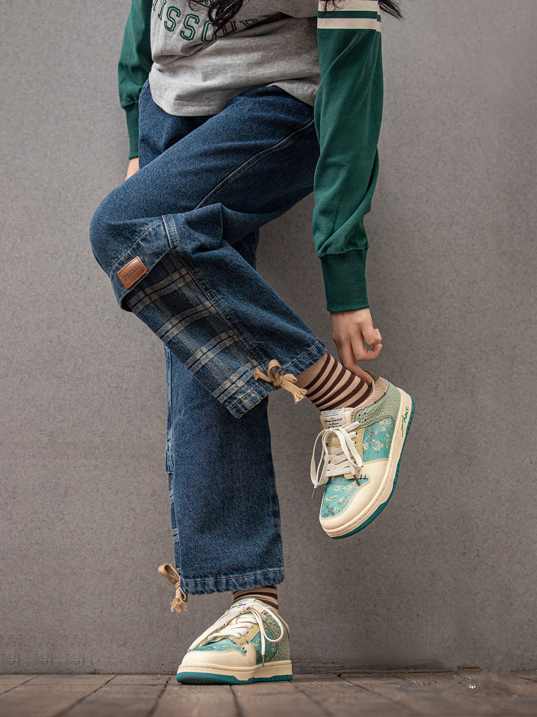 Arta Kunst-Sneaker mit trendigem Mandelblüten-Design, bequeme und stilvolle Wahl für Kunstliebhaber.