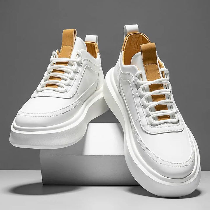 Elegante Herren Sneaker als Freizeitschuhe. Komfortable Höhenschuhe für selbstbewusstes Auftreten, Gummisohle.