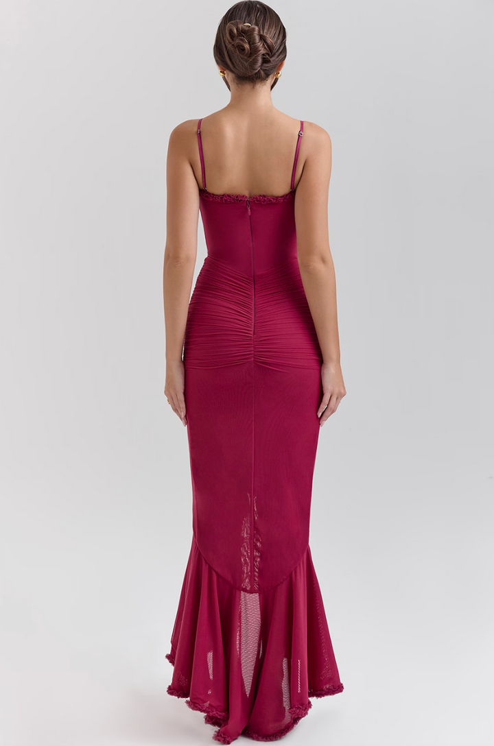 Maxikleid für Damen: gerüschtes Design, lange Form, ideal als schickes Abendkleid für Feierlichkeiten.