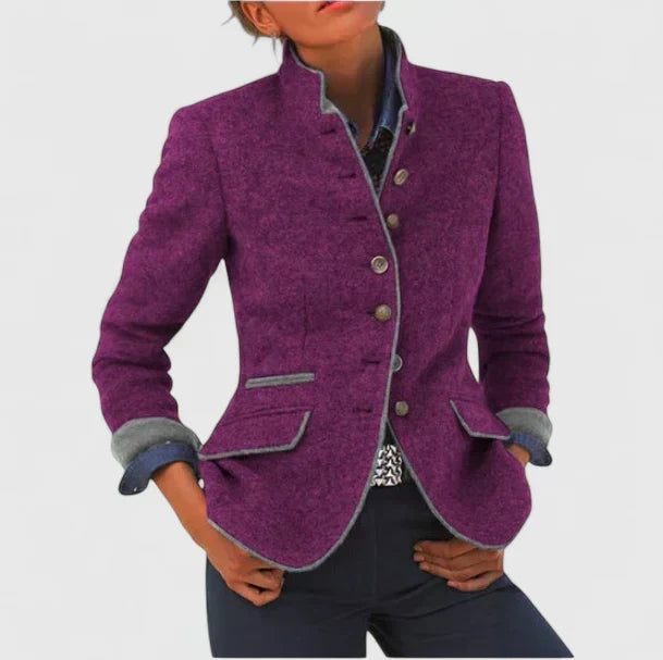 Vielseitiger Damen Blazer mit Knopfverschluss, Kontrastdetails und elegantem Schnitt für festliche Anlässe.