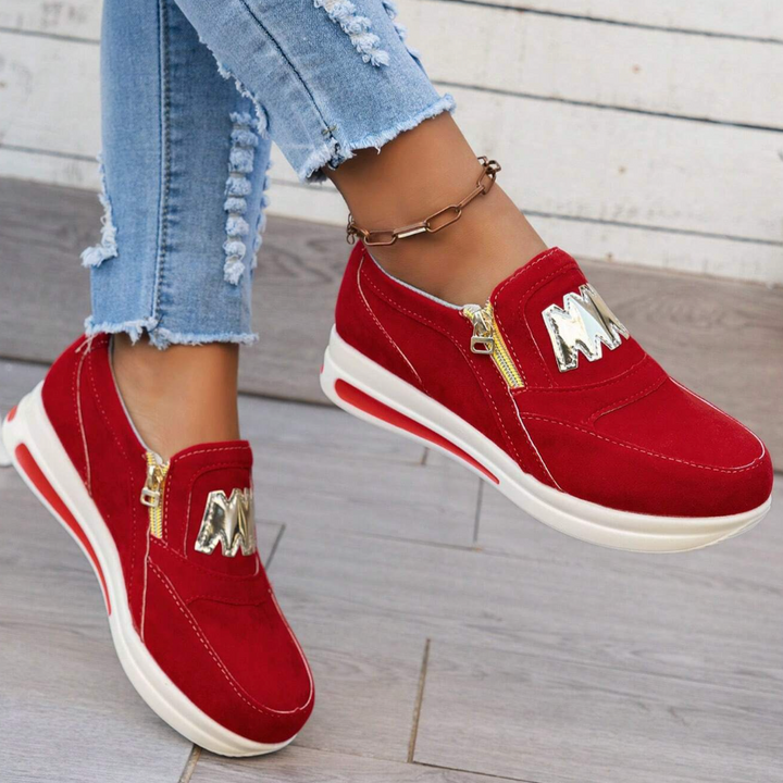 Hochwertiger Damen Komfortschuh Gerlinde. Atmungsaktives Material & stylische Details für modische Frauen.