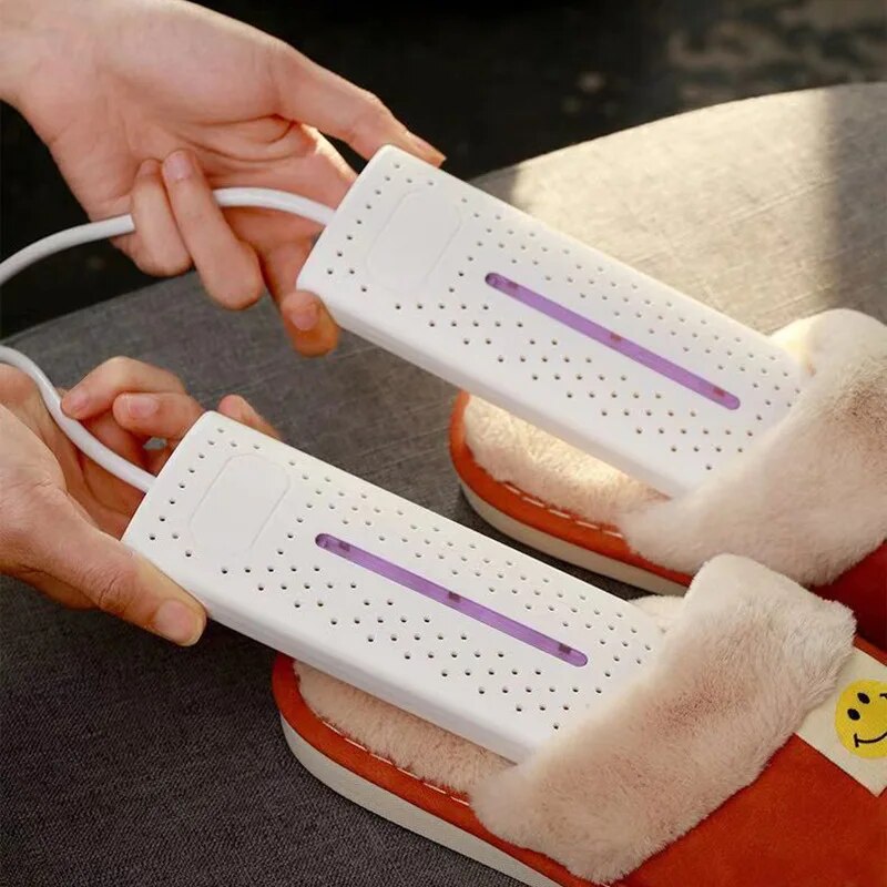 Schimmelprävention und Trocknung: UV-Schuh-Trockner für gesunde, geruchsfreie Schuhe.