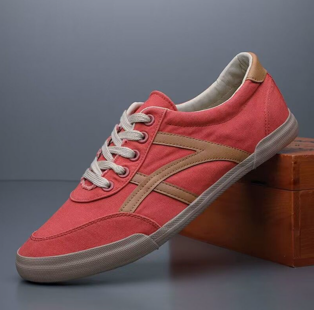 Modische Herren Low-Top Sneaker mit atmungsaktivem Design. Bieten sicheren Halt für Komfort den ganzen Tag.