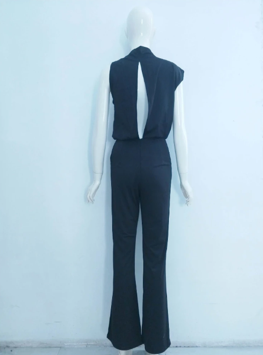Damen Ärmelloser Overall Mira, weites Bein, bequem. Perfekte Frühlings- und Sommergarderobe.