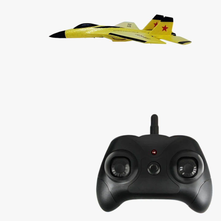 FalconAir RC-Flugzeug, ein vielseitiger LED-Gleiter, in Aktion, perfekt für Outdoor-Erlebnisse und Technik-Begeisterte.