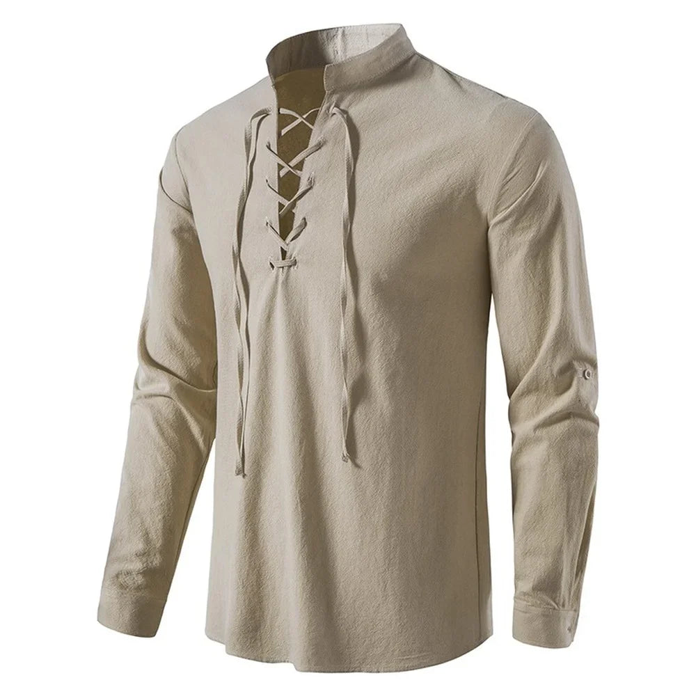 Weißes Herren Sommerhemd im Relaxed Fit Boho-Stil mit Krempelärmeln für lässige Freizeit-Looks.