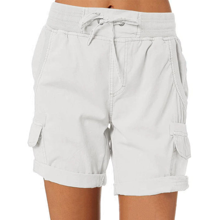 Vielseitige Damen Freizeithose, kurze Shorts mit Seitentaschen, perfekt für Sommermode, Urlaub und Freizeit.