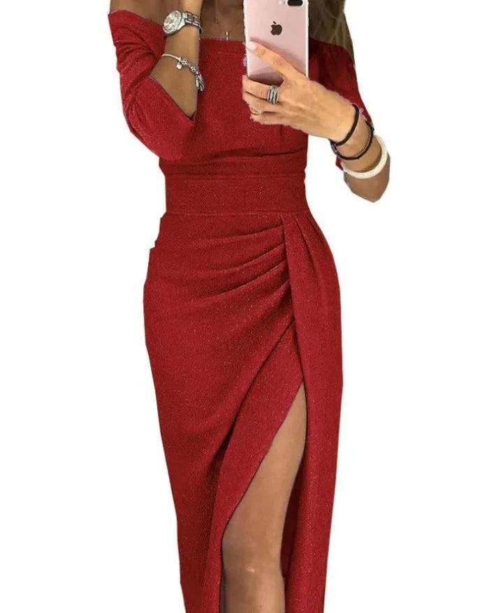 Festliches Cocktailkleid mit stilvoller Drapierung, Beinschlitz und glitzerndem Design.