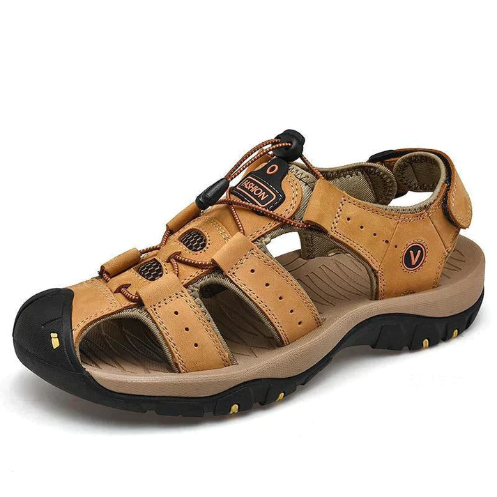 Orthopädische Herren Sandalen Victor. Komfortable Sommerschuhe mit rutschfester Sohle für sicheren Halt und Fußgesundheit.