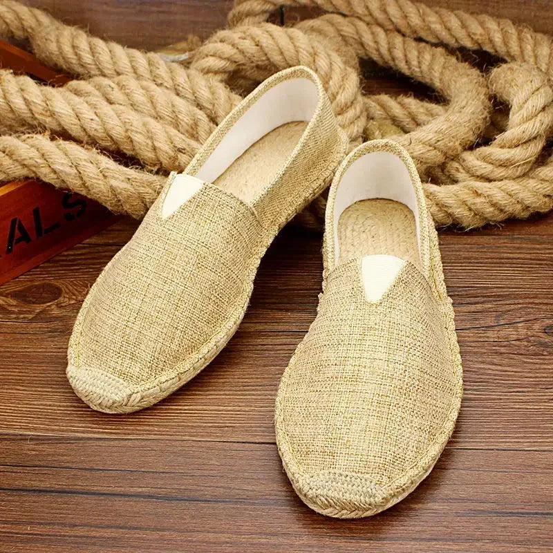 Modische Herren Espadrilles Elio; einzigartiges Graffiti-Design für urbane Sommeroutfits.