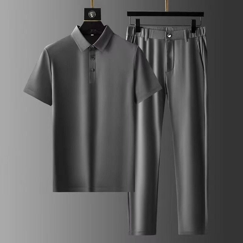 Männer Sommer Zweiteiler: Komfortables Kurzarmhemd und Faltenhose für entspannte Freizeit. Perfekt für den Sommer.