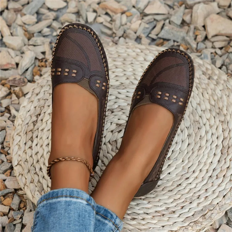 Bequeme Damen Loafer, gepolstert, mit flacher Sohle für ganztägigen Tragekomfort im Alltag.