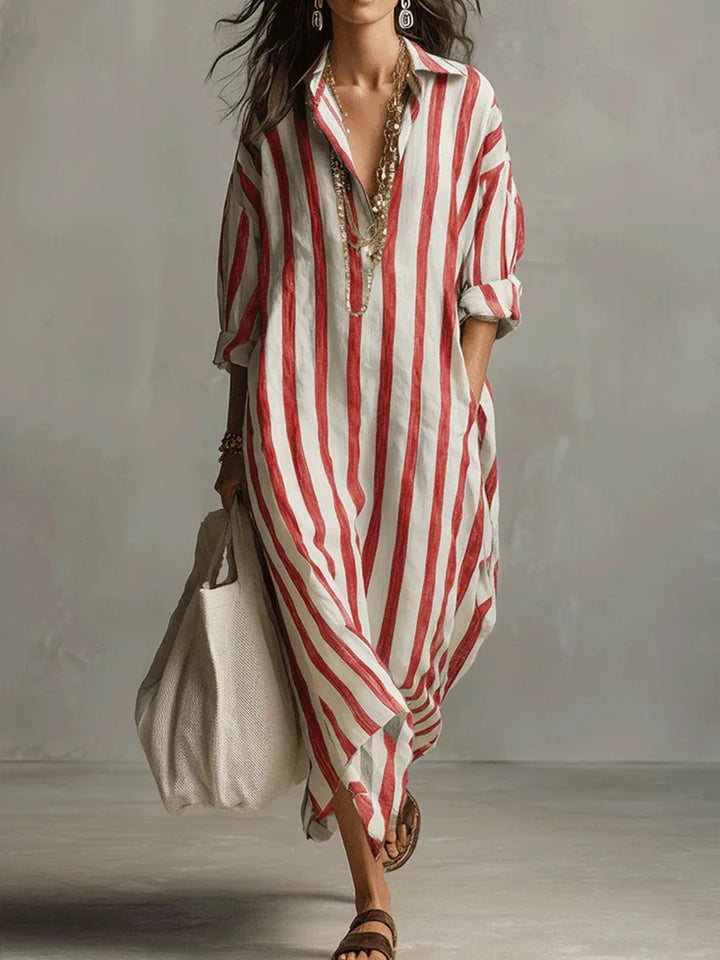 Damen Sommerkleid mit modischem V-Ausschnitt, Streifen und Dreiviertelarm. Lässiges Freizeitkleid für den Sommer.