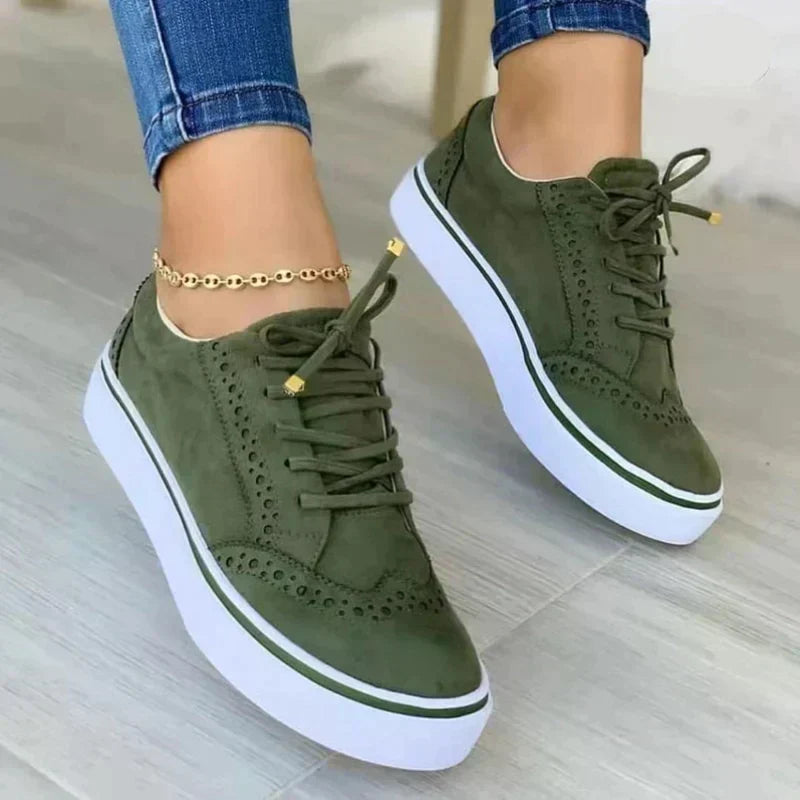 Eleganter Damen Slip-on Sneaker für mühelosen Stil. Ideal als bequeme Alltagsschuhe und modische Komfortschuhe.