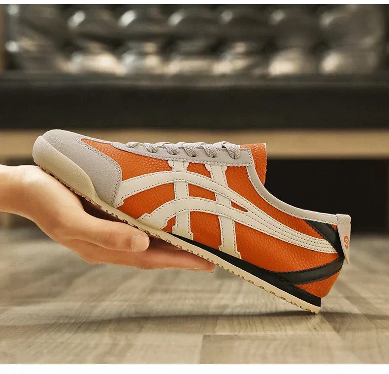 Geometrische Unisex-Sneakers Milan mit einzigartigem Muster. Trendige Sommerschuhe für Damen & Herren, bequeme Passform.