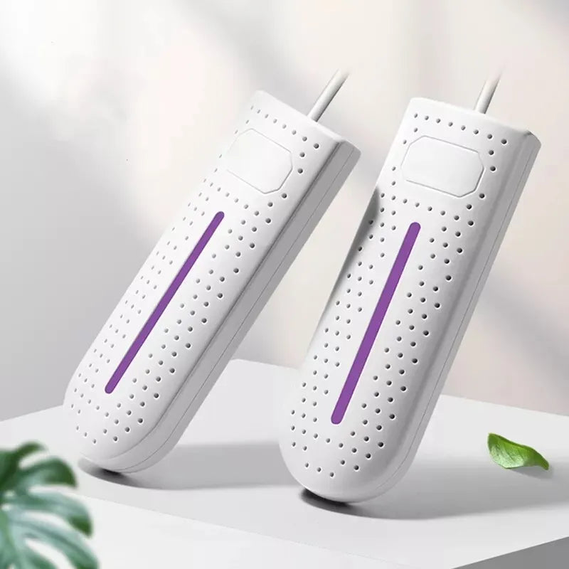 Effektiver UV-Sterilisator für Schuhe, entfernt Bakterien, beugt Schimmel vor, sorgt für Schuhhygiene.