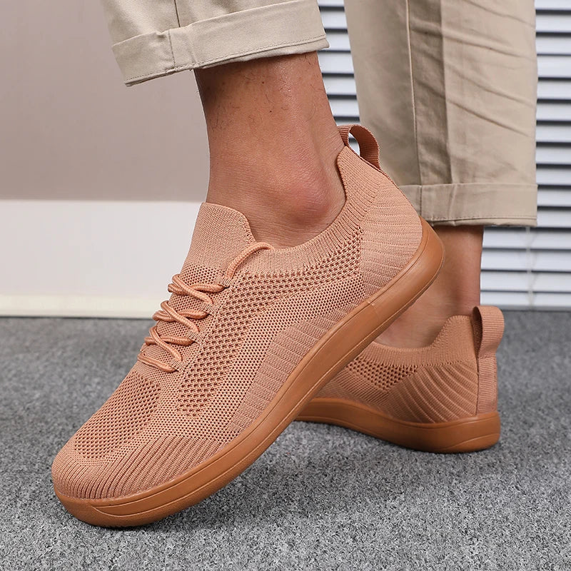 Herren Outdoor & Freizeit-Sneaker, atmungsaktiv, gepolstert, mit weiter Zehenbox.