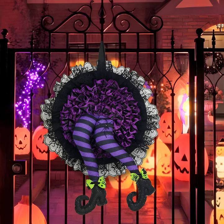 Einzigartiger Halloween Hexenkranz: Kreative Wand- oder Türdekoration mit magischen lila & orangen Details.