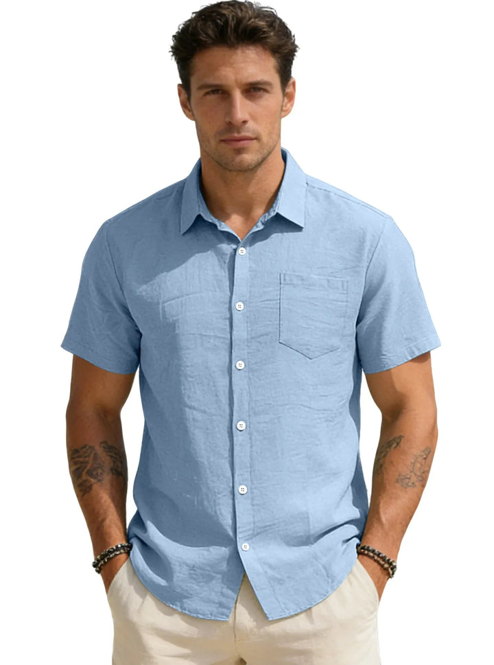 Herren Kurzarmhemd in schlichtem Design, komfortabel und atmungsaktiv, passend für elegante Sommerlooks.