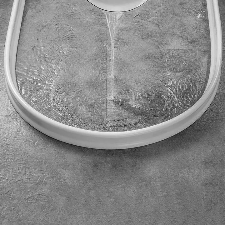 Flexibler Silikon-Bodenschutz als Duschbarriere, wasserdicht für Ihr Bad.