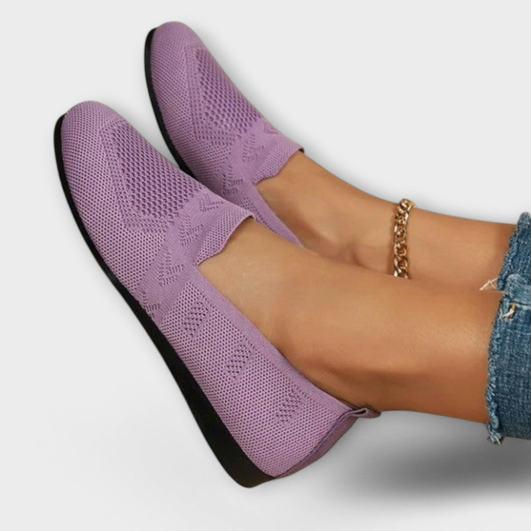 Elegante Damen Loafer in Wildlederoptik, bequem & atmungsaktiv für warme Tage.