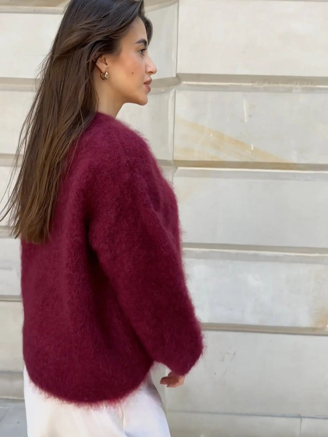 Eleganter, leichter Damen Pullover in sanftem Farbton, mit lockerer Passform. Vielseitig kombinierbar für jeden Anlass.