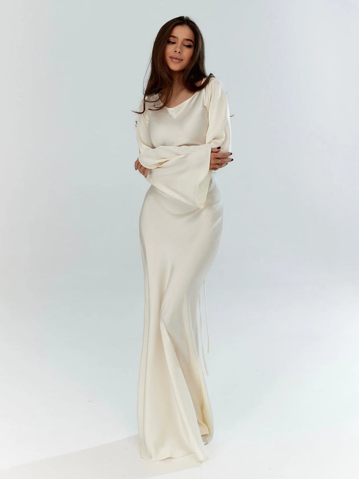 Elegantes Damen Maxikleid Langarm, perfekt für Abend und Alltag, zeitloser Stil.