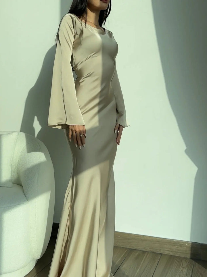 Schickes Abendkleid Damen Langarm-Maxikleid, elegantes Design, perfekt für besondere Anlässe & Feiern.