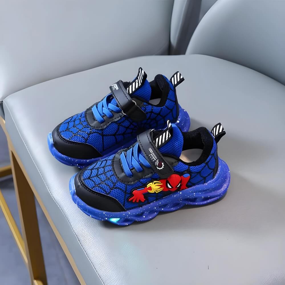 Farbefrohe LED Kindersneaker für Jungen und Mädchen. Leuchtende Blinkschuhe mit Klettverschluss für sicheren Halt und Spass.