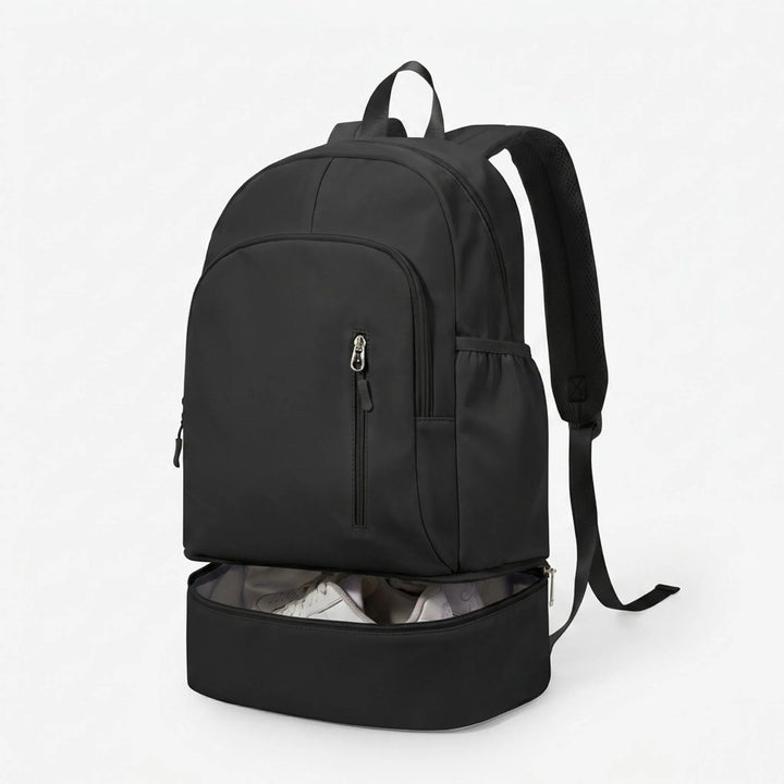 Geräumiges Schuhfach am Sportrucksack, perfekt für Sportschuhe, nasse Kleidung oder Handtücher.