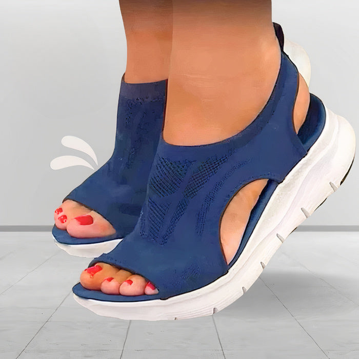 Sportlich-elegante Meredith Damensandale, flach & bequem für den Alltag. Ideal für den Sommer.