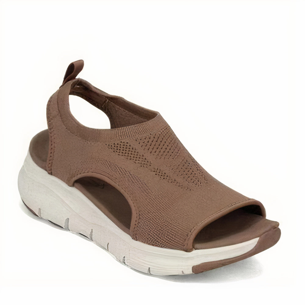 Stilvolle Meredith Sommersandale für Damen, sportlich-elegant. Offene Schuhe für Freizeit & Alltag.