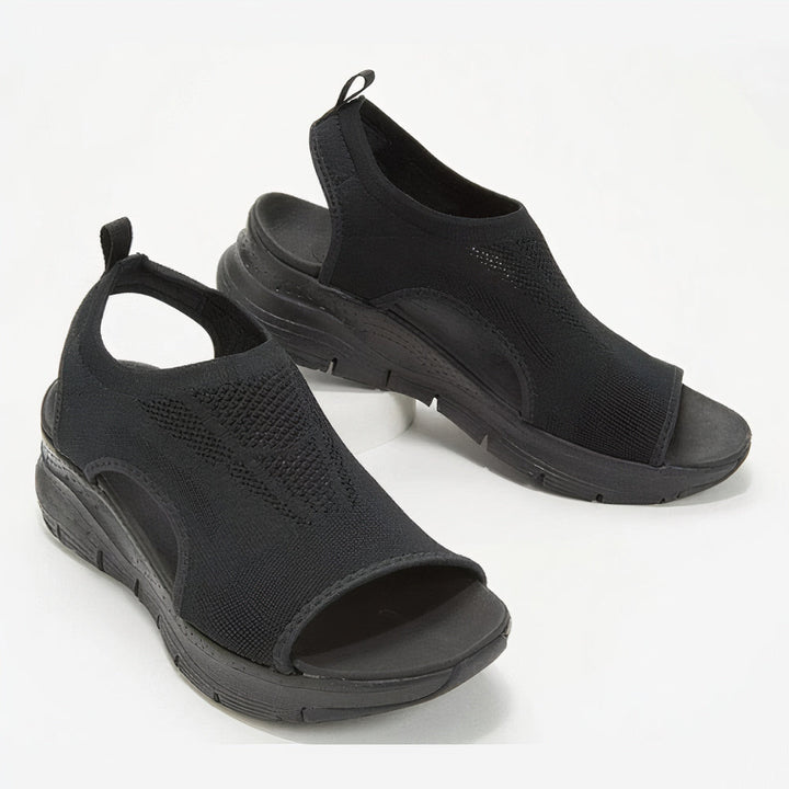 Moderne sportliche Damensandale Meredith. Komfortable Alltagssandale für Sommer und Freizeit.