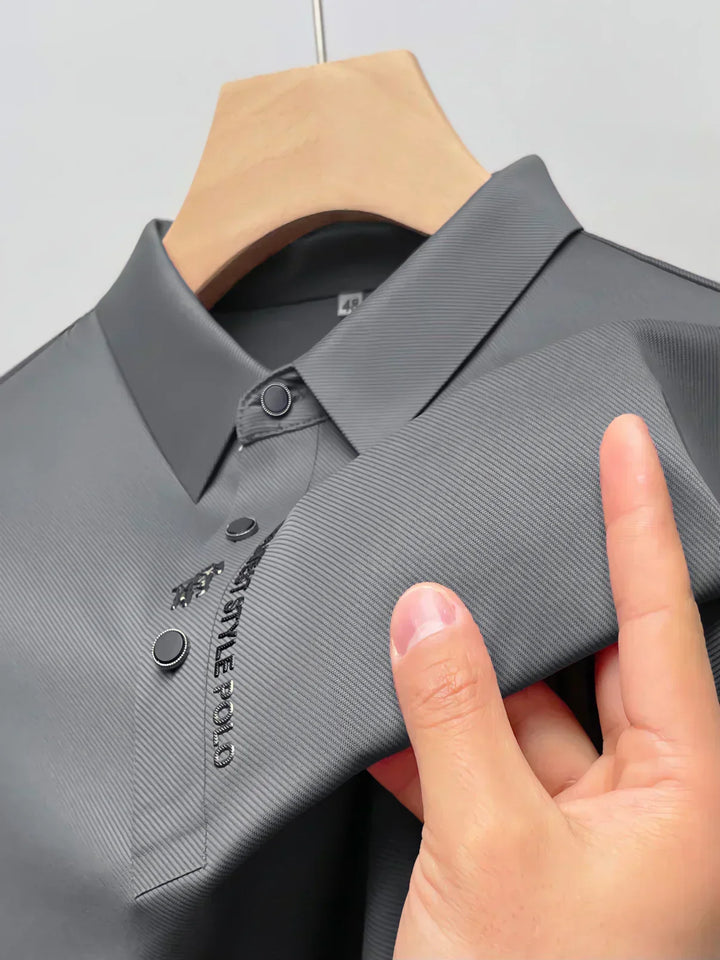 Leichtes Herren Poloshirt Regular Fit, kurzarm, perfekt für Freizeit im Sommer, faltenfrei & stilvoll.