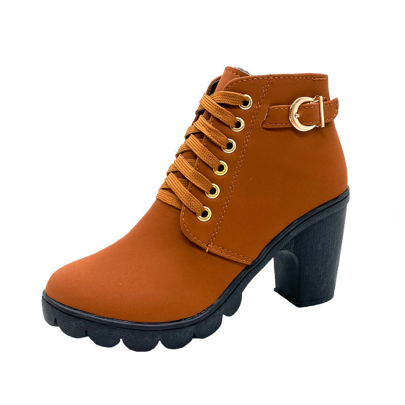 Seitliche Ansicht: Elegante schwarze Damen Stiefeletten mit hohem Blockabsatz und Schnürung, Herbst/Winter Schuhe.