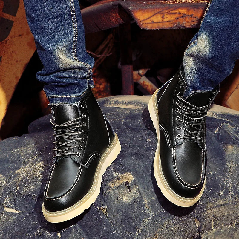Herren Vintage Herbststiefel mit robuster Sohle für stilvolle Tage. Bequeme Männerschuhe für den Alltag.